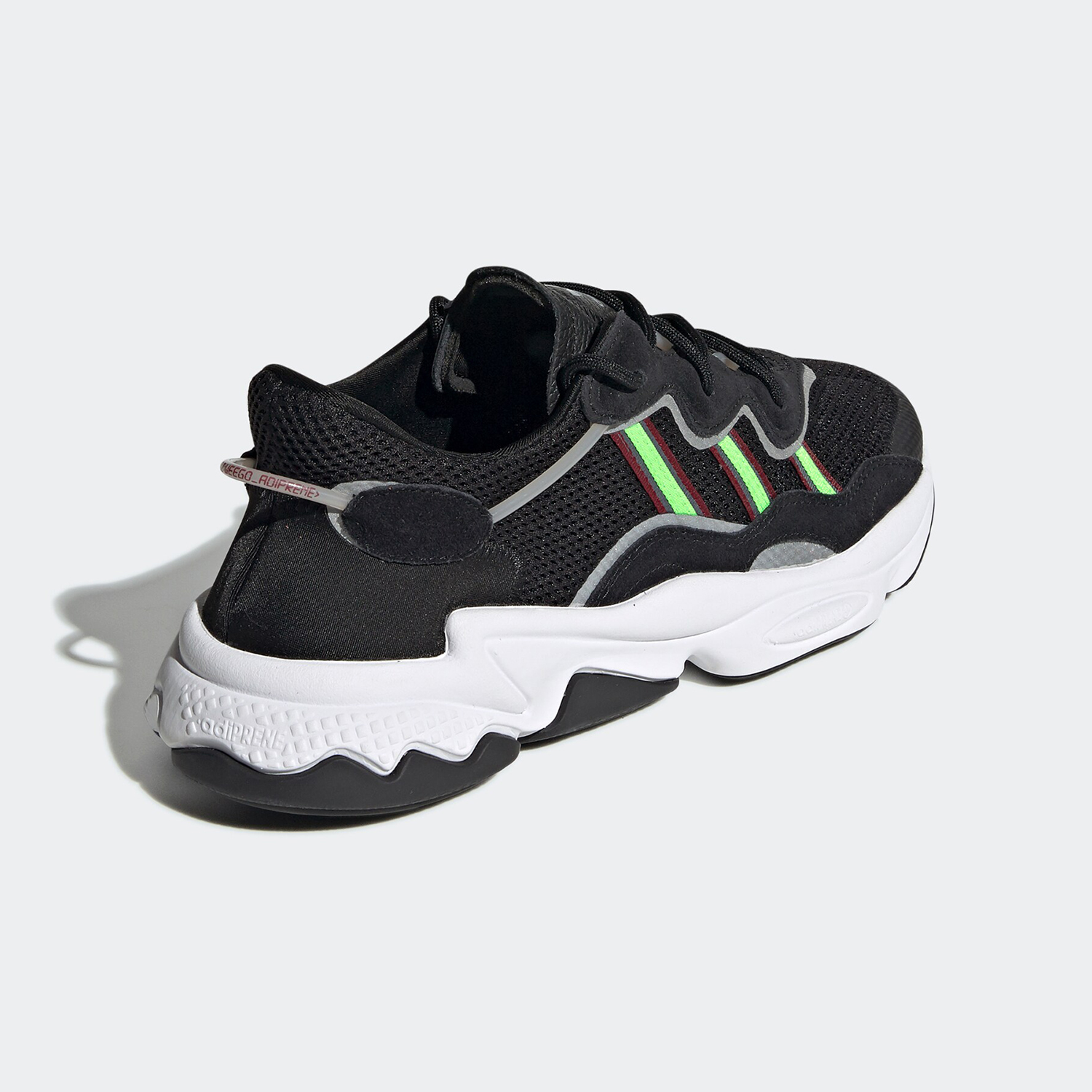 Adidas genuine clover OZWEEGO  - Running Gear Adidas recension och pris